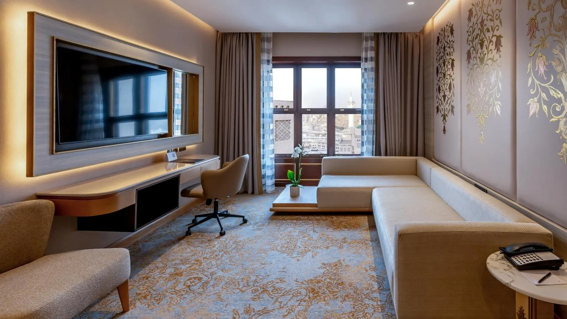 *****  Makkah Hotel Mecca Saudi Arabia